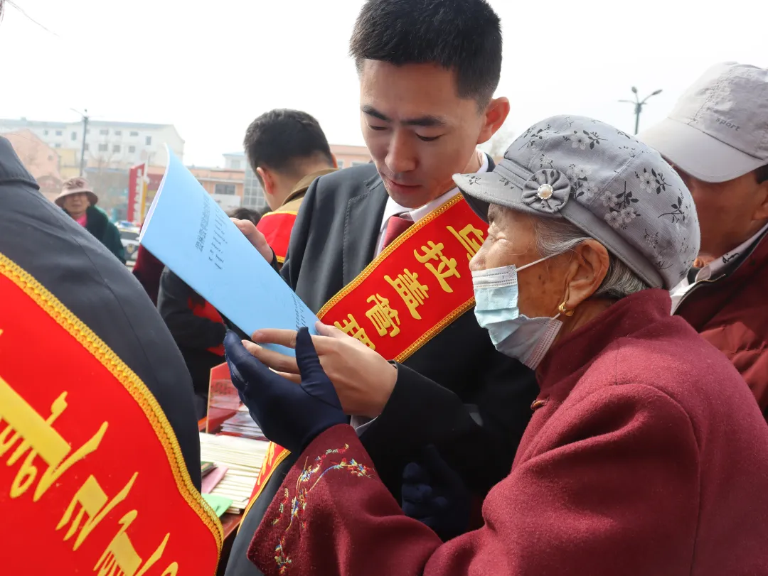 传红守绿 共护公益丨毁林毁草法不容 宣防并举筑屏障